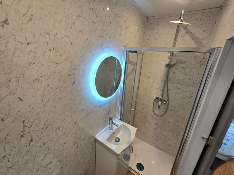 Sherwin Grove NG7– Modern 5 Bed Ensuite, Fully Renovated - Thumbnail 7
